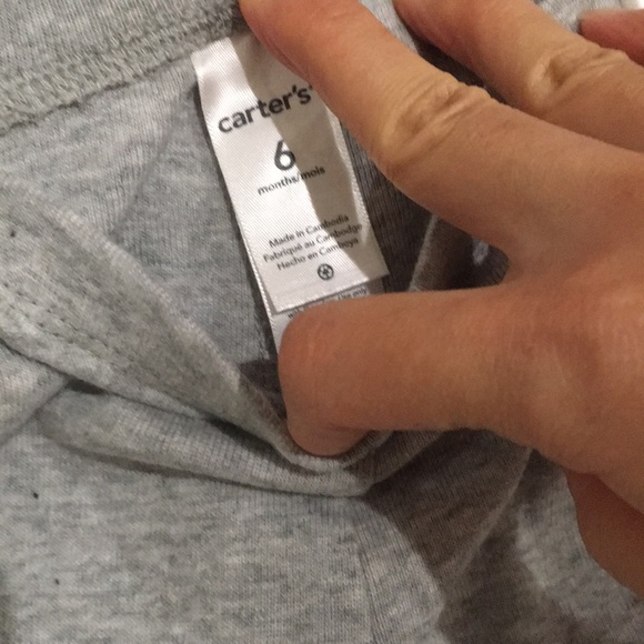 Matching set with pj and T-shirt and footed pants. - Picture 6 of 6